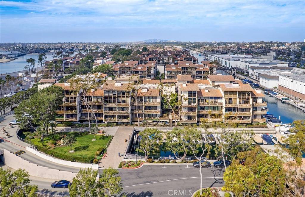 Long Beach, CA 90803,7107 Marina Pacifica DR S