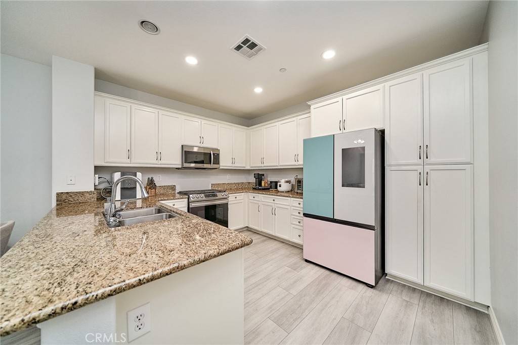 Eastvale, CA 91752,12573 Montaivo LN