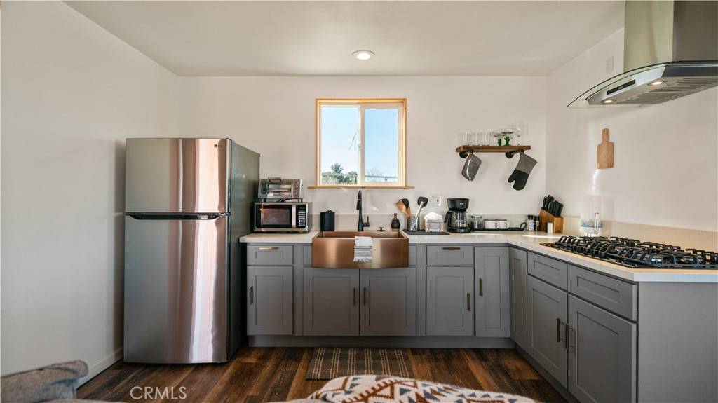 Joshua Tree, CA 92252,61748 Valley View CIR