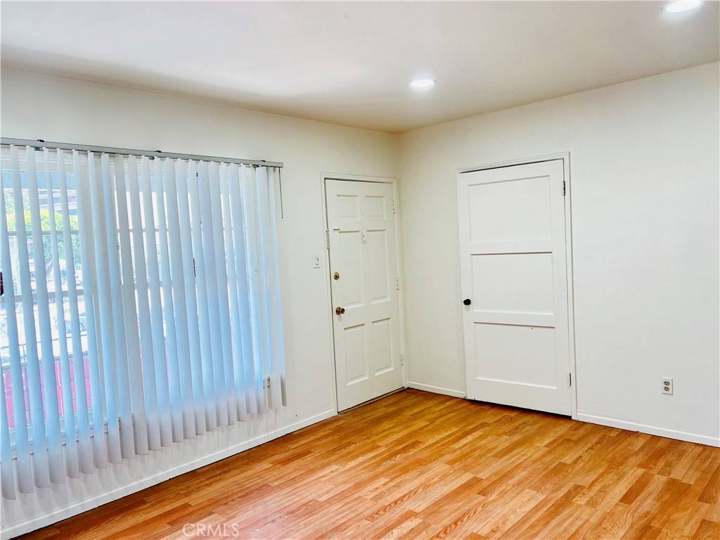 Long Beach, CA 90802,122 Elm AVE #10
