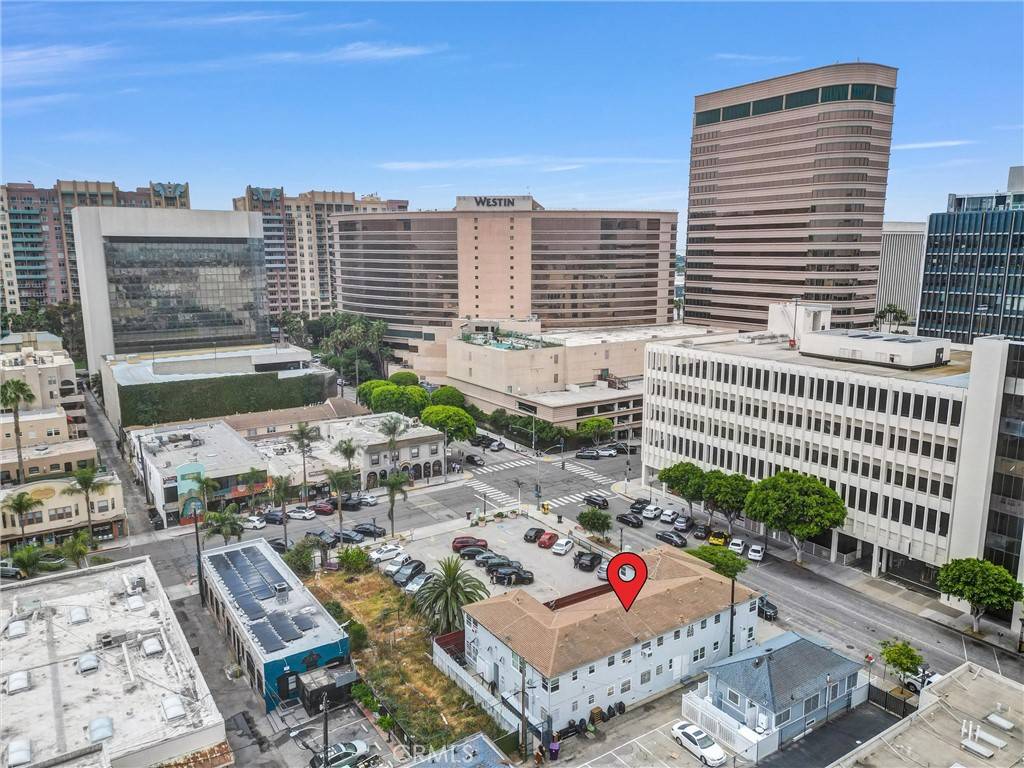 Long Beach, CA 90802,122 Elm AVE #10