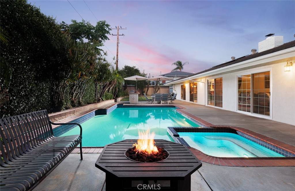 North Tustin, CA 92705,18921 Silver Maple Way