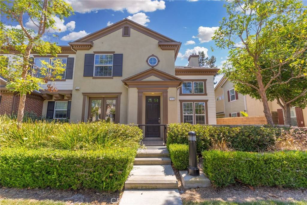 Tustin, CA 92782,1410 Lexington ST