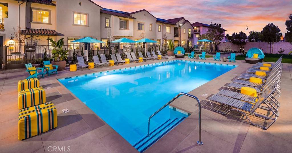 Stanton, CA 90680,163 Lantana DR