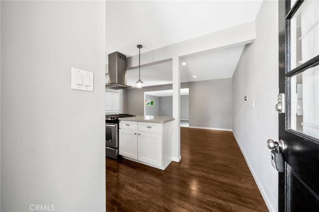 Orange, CA 92867,425 E Wilson AVE