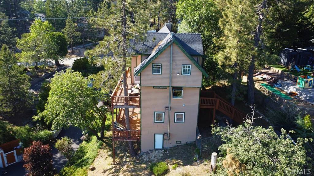 Running Springs, CA 92382,32455 Scandia DR
