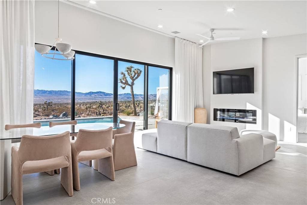 Yucca Valley, CA 92284,59425 Sun Mesa RD