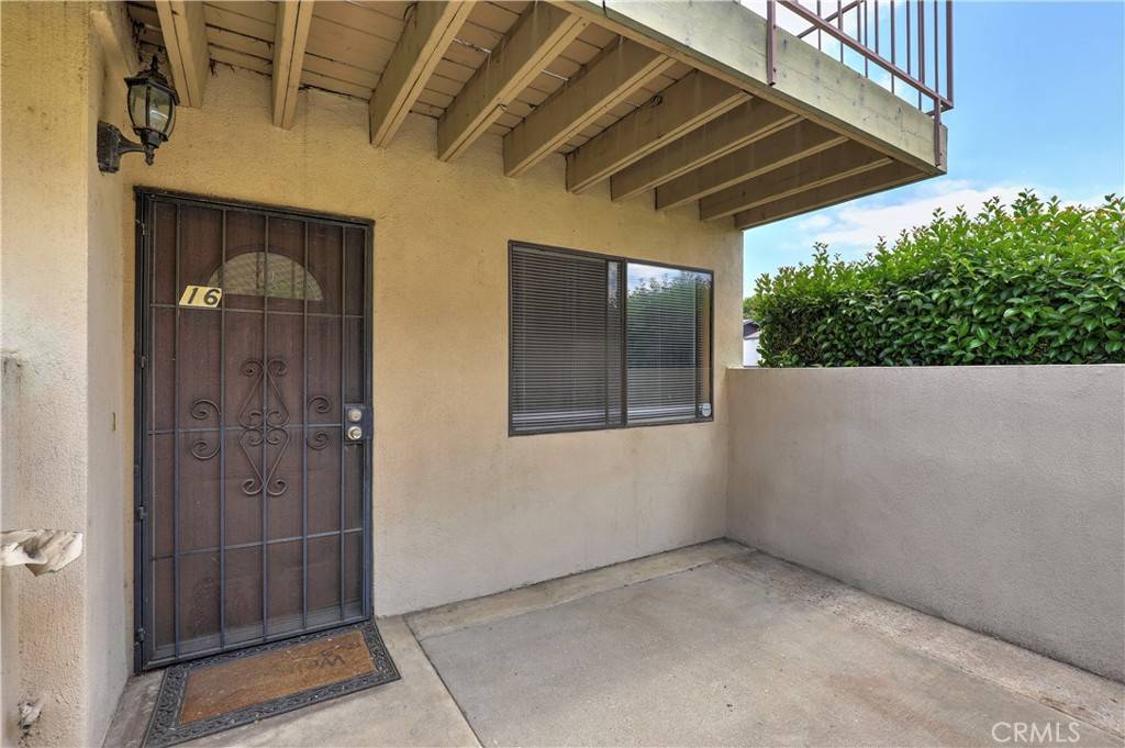 Stanton, CA 90680,7068 Cerritos AVE #16