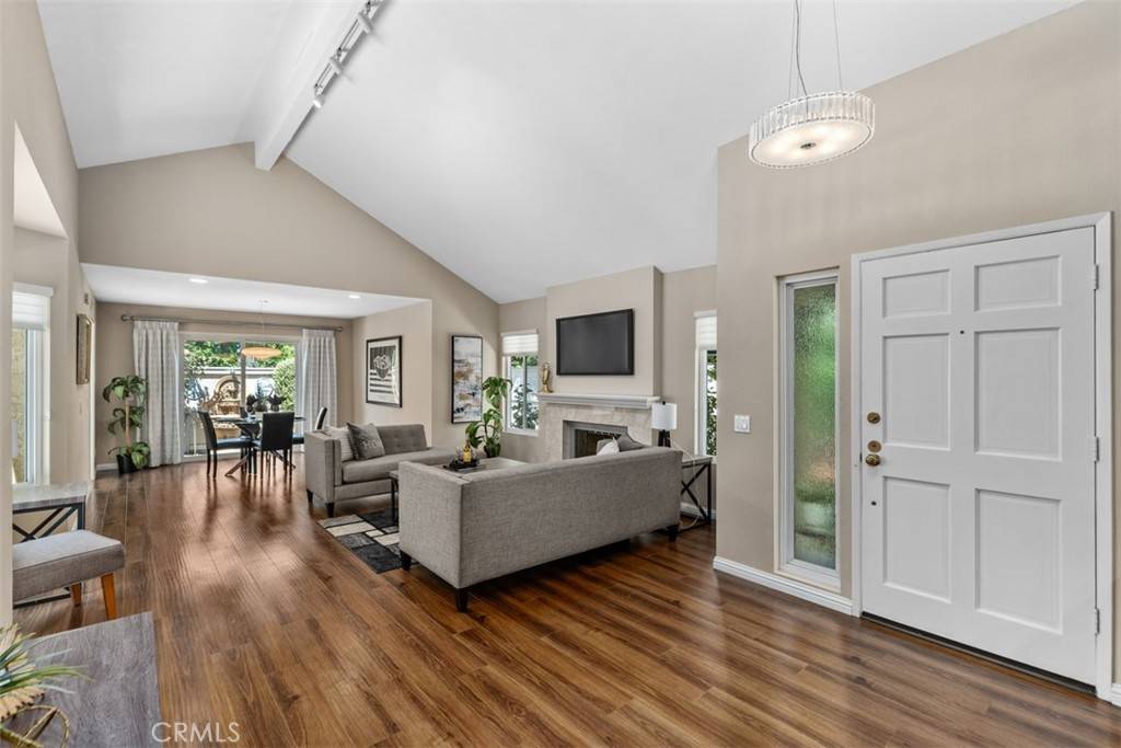 Irvine, CA 92604,21 Northgrove