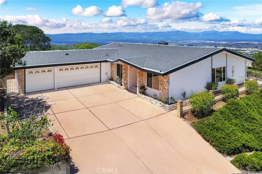 Rancho Palos Verdes, CA 90275,29805 Knoll View DR