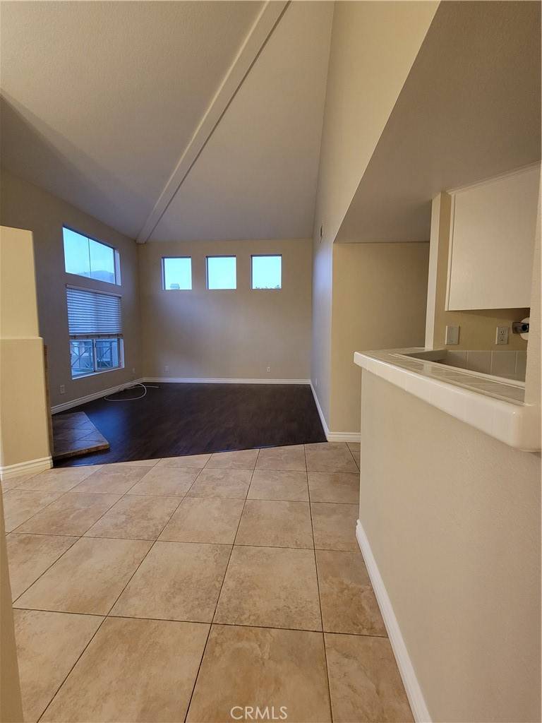 Corona, CA 92879,682 Azure LN #1