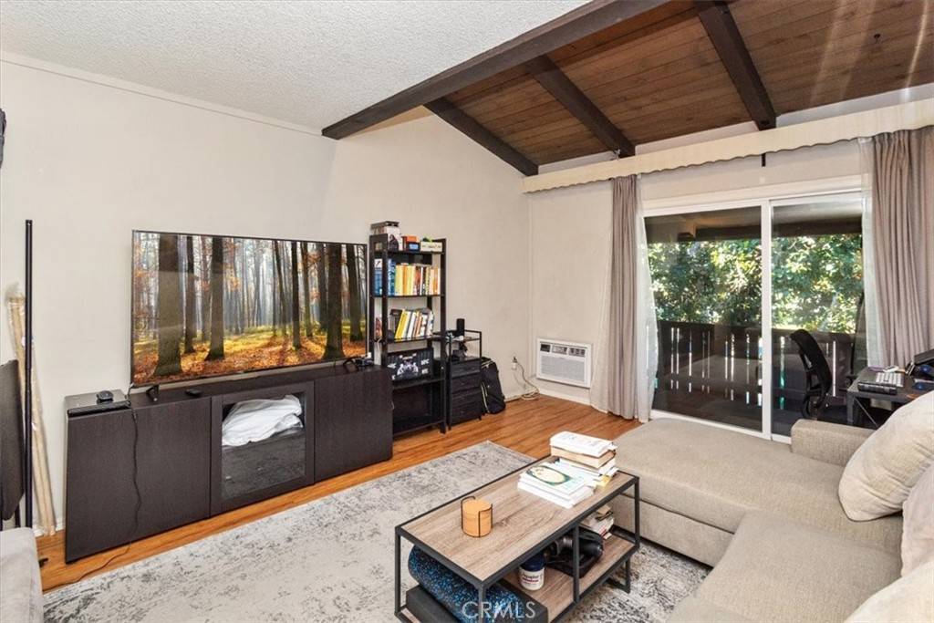 Santa Ana, CA 92707,1000 W Macarthur BLVD #44