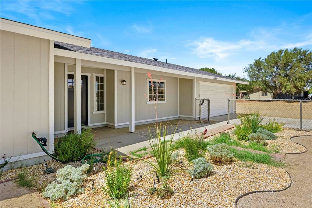 Lancaster, CA 93535,40557 168th ST E