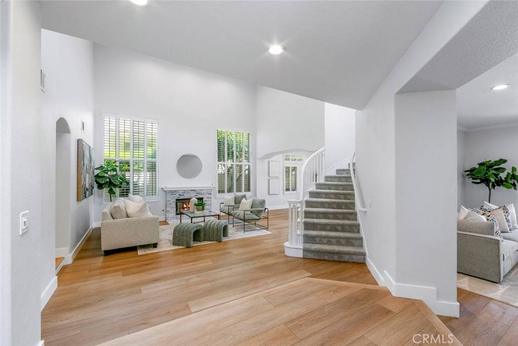 Rancho Santa Margarita, CA 92679,30 Wakonda