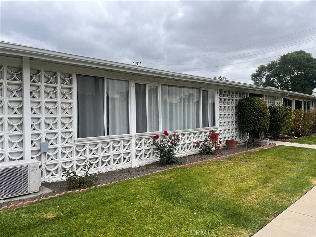 Seal Beach, CA 90740,1842 Thunderbird Dr. M2-#1C