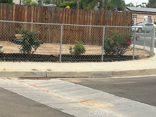 Perris, CA 92570,942 Front ST