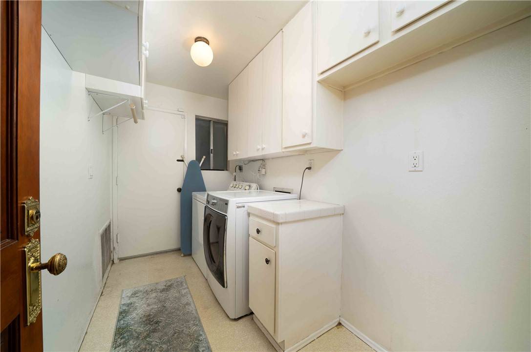 2527 Gibbons ST El Cajon, CA 92020