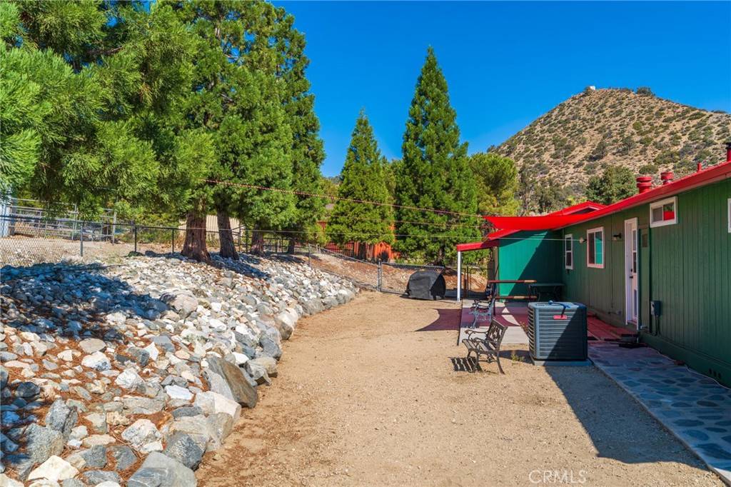 Wrightwood, CA 92397,2184 Oak Springs Valley Rd