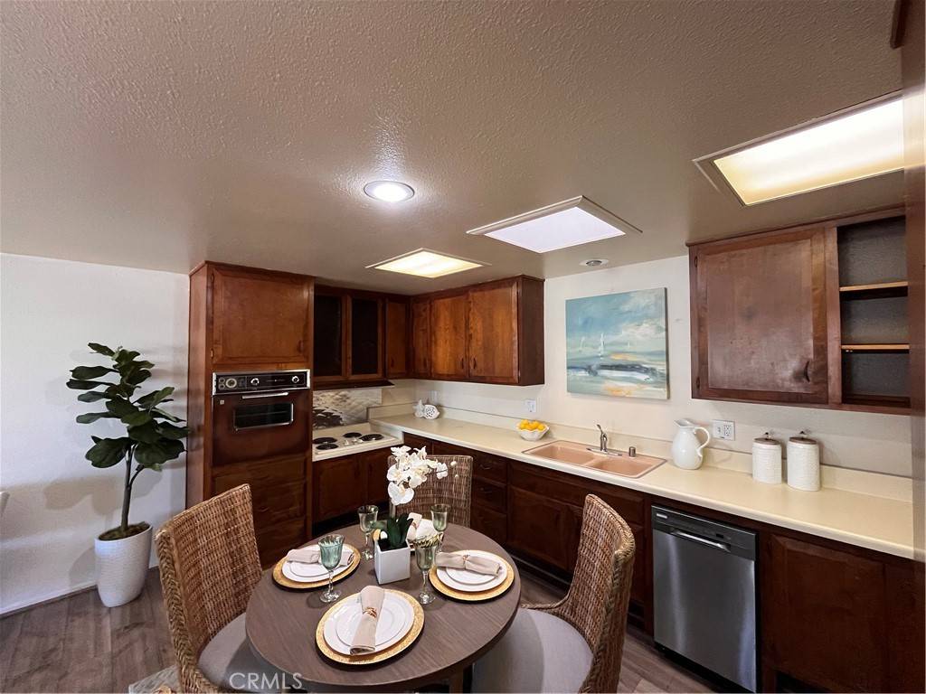 Seal Beach, CA 90740,13821 Fresh Meadow Ln. M3-#7D