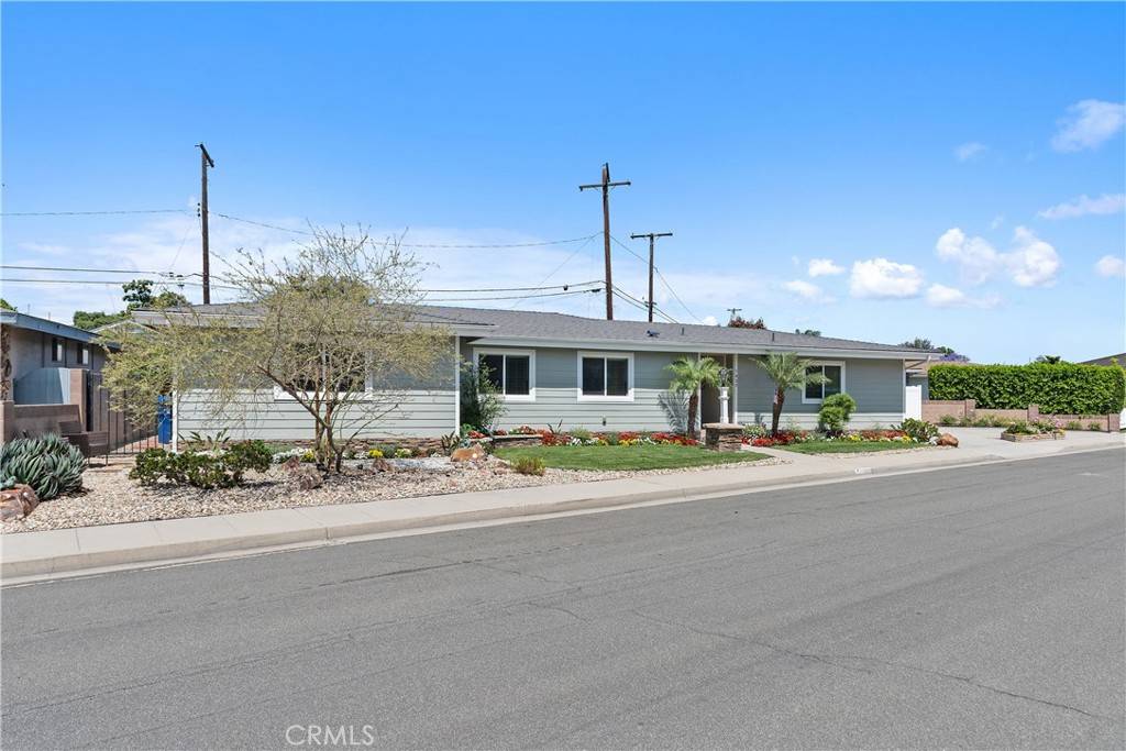 Long Beach, CA 90815,1837 N Studebaker RD
