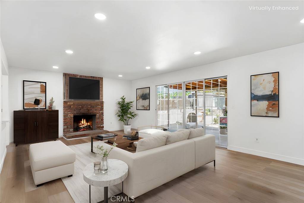 Claremont, CA 91711,631 Gayville DR