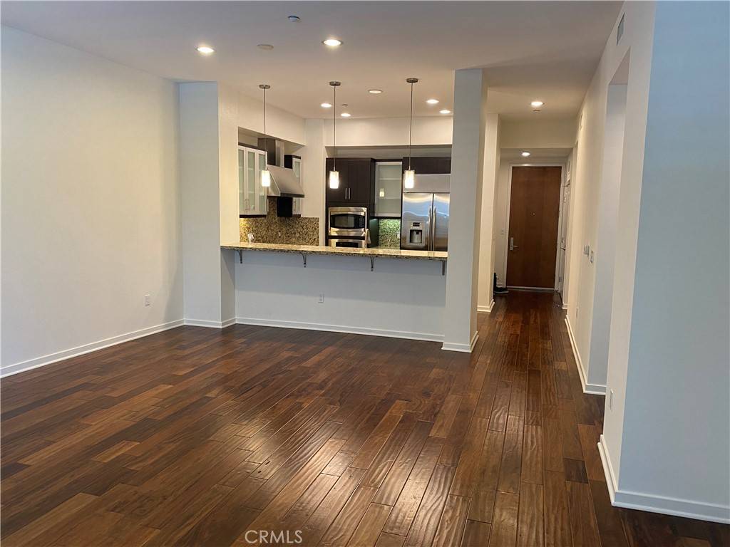 Irvine, CA 92612,21 Gramercy #116