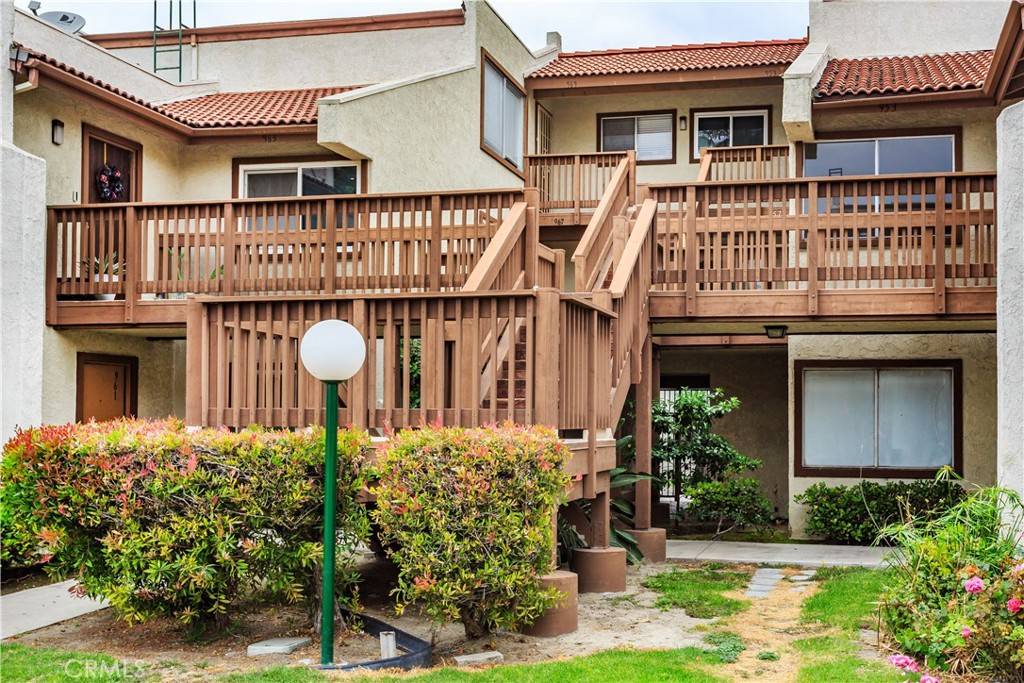 Anaheim, CA 92805,967 S Citron ST #3