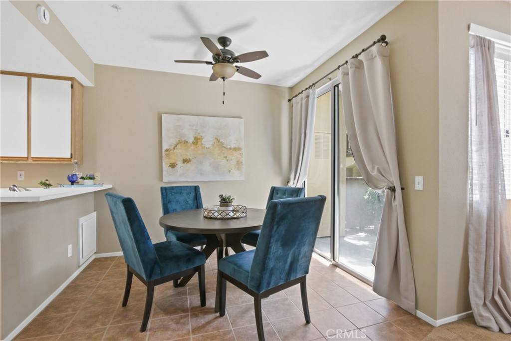 Tustin, CA 92782,259 Gallery WAY