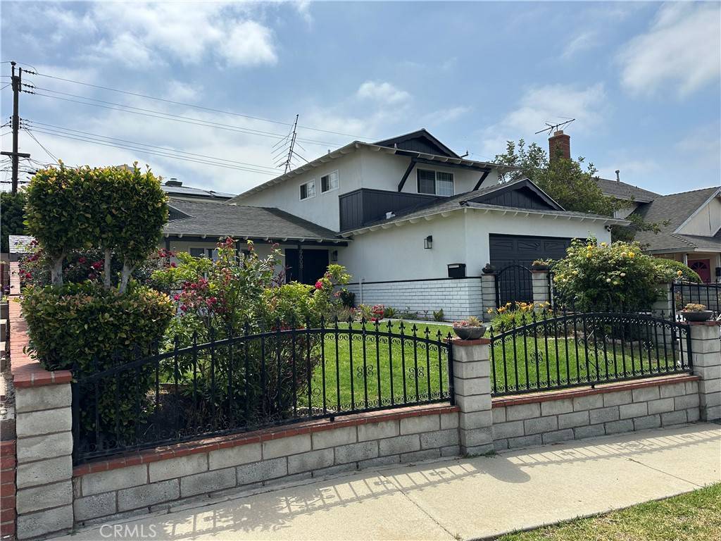 Carson, CA 90746,19008 Hillford AVE