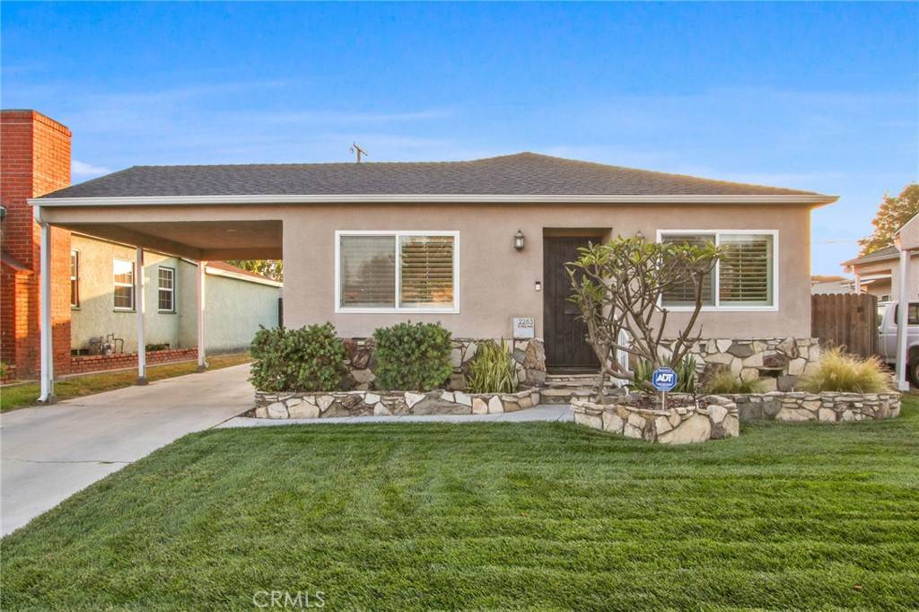 Long Beach, CA 90815,2283 Ximeno AVE