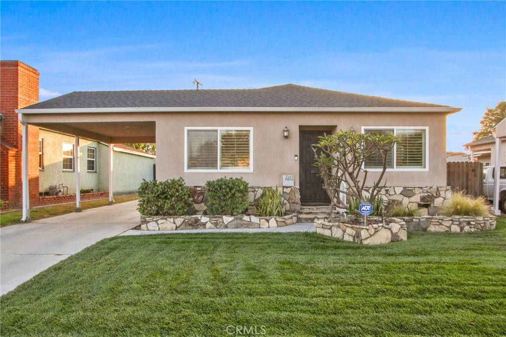Long Beach, CA 90815,2283 Ximeno AVE