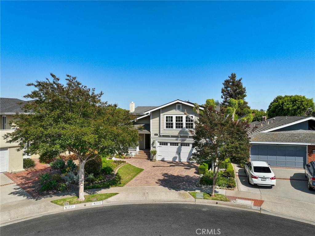 Los Alamitos, CA 90720,3832 Holden CIR