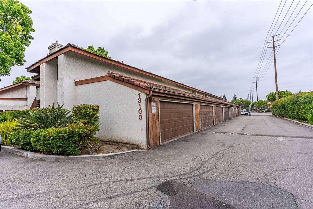 Garden Grove, CA 92844,13100 Creek View DR #204