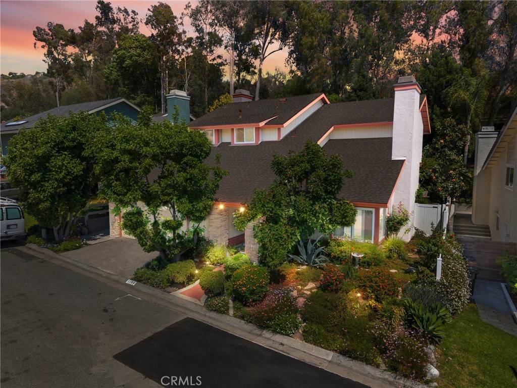 Brea, CA 92821,1184 Grand Canyon