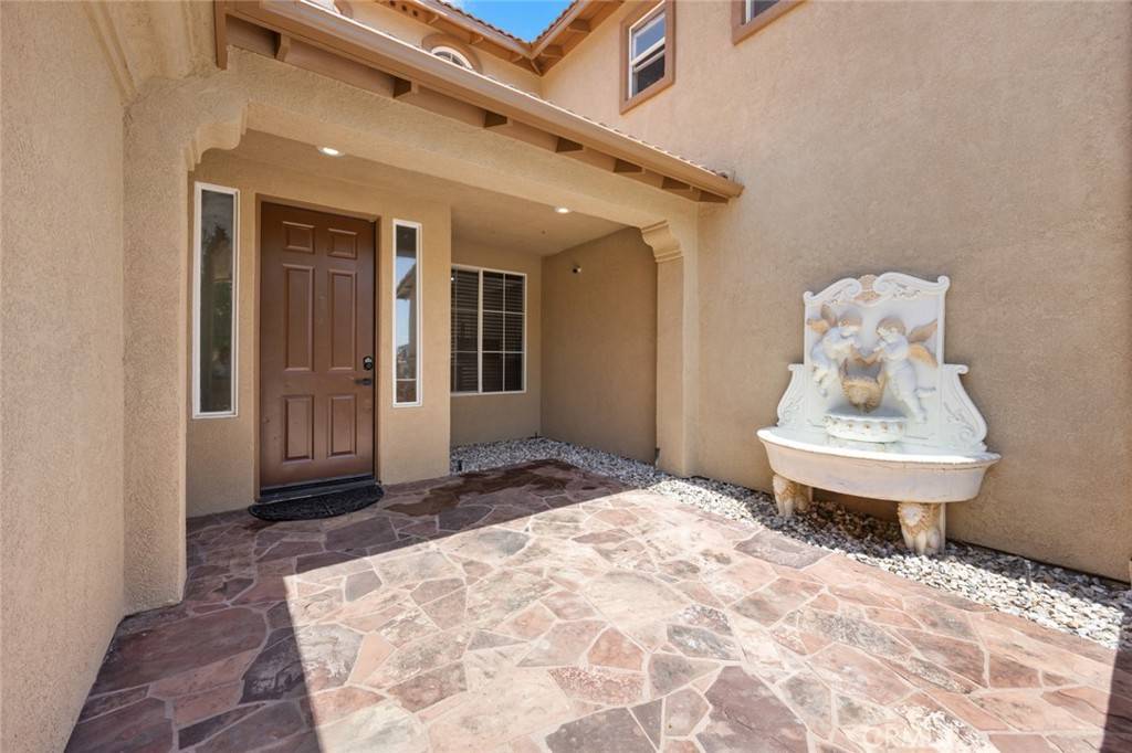 Lake Elsinore, CA 92532,5 Vista Loreta