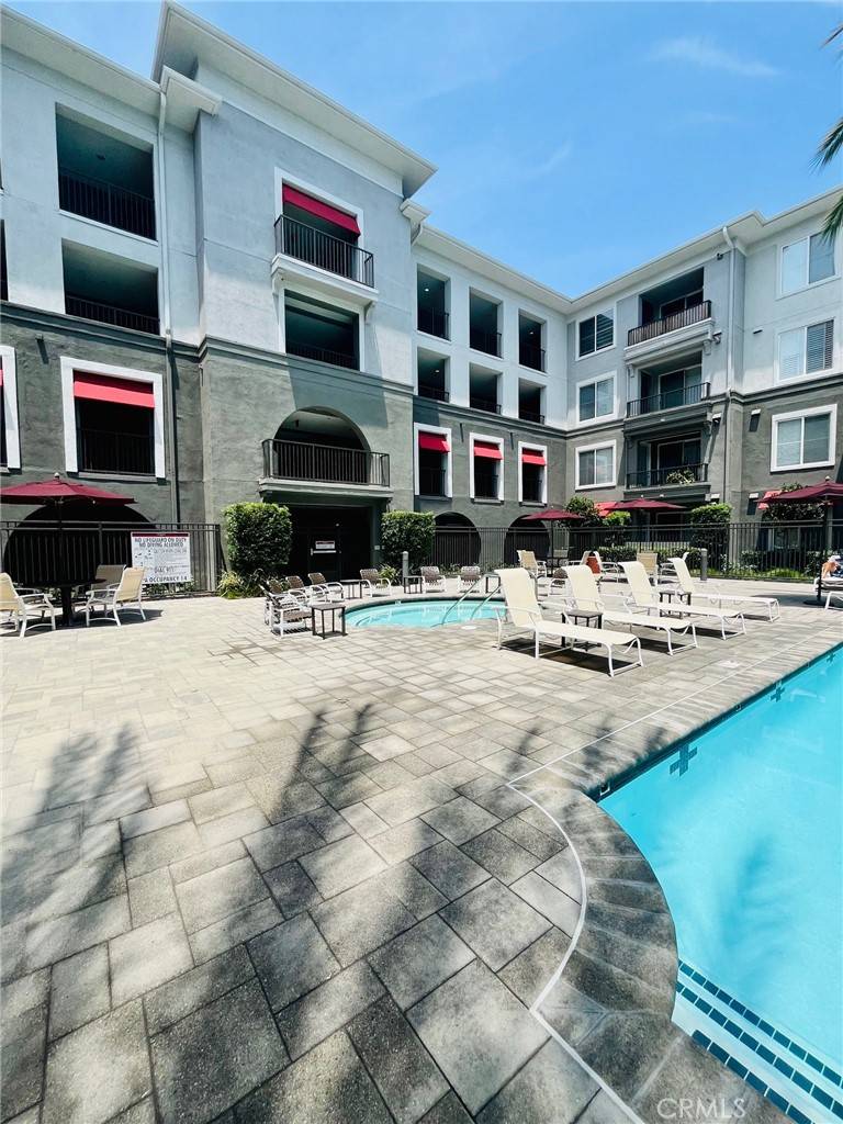 Anaheim, CA 92805,1801 E Katella AVE #1096