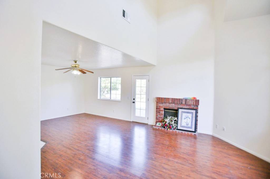 Covina, CA 91722,17076 e cypress