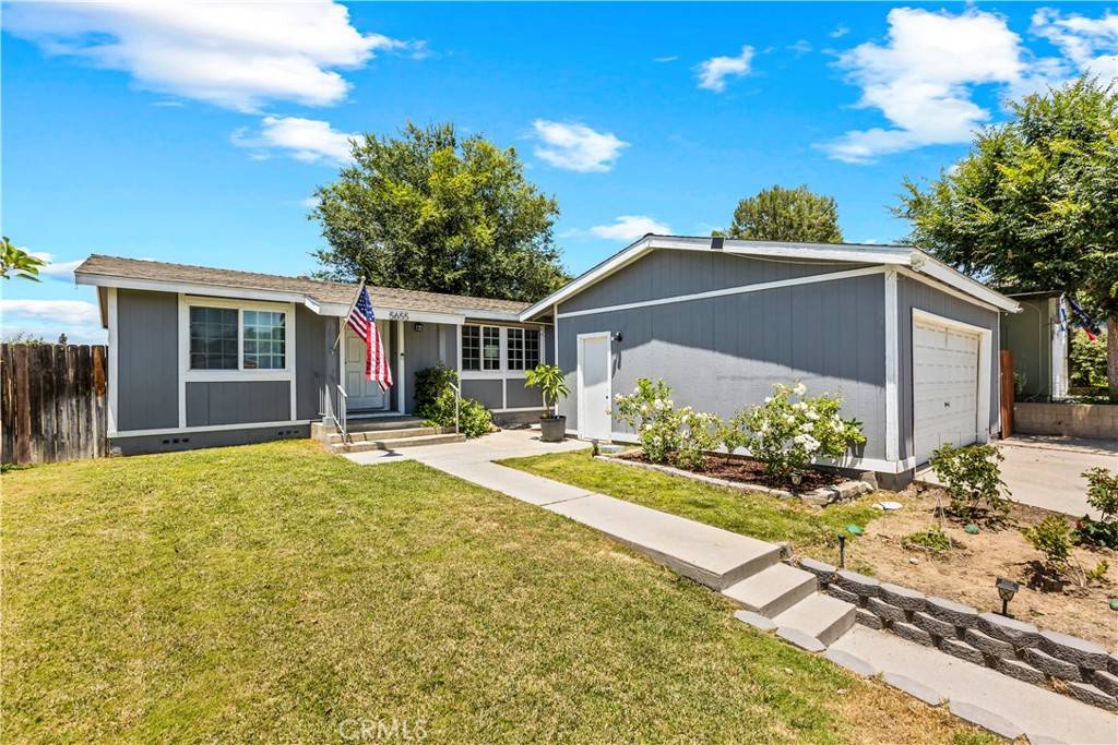 Yorba Linda, CA 92887,5655 Clearwater DR