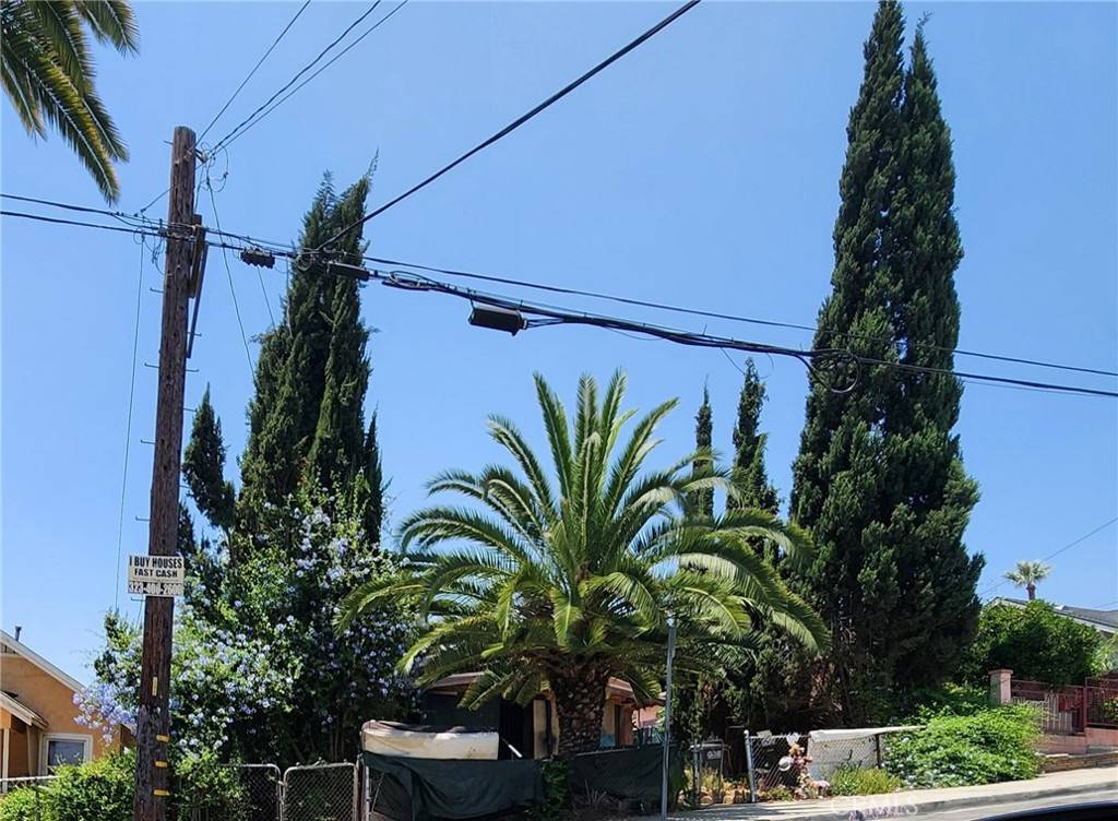 Los Angeles, CA 90063,503 N Rowan