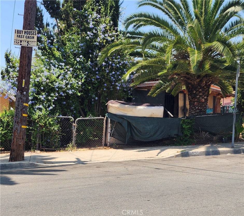 Los Angeles, CA 90063,503 N Rowan