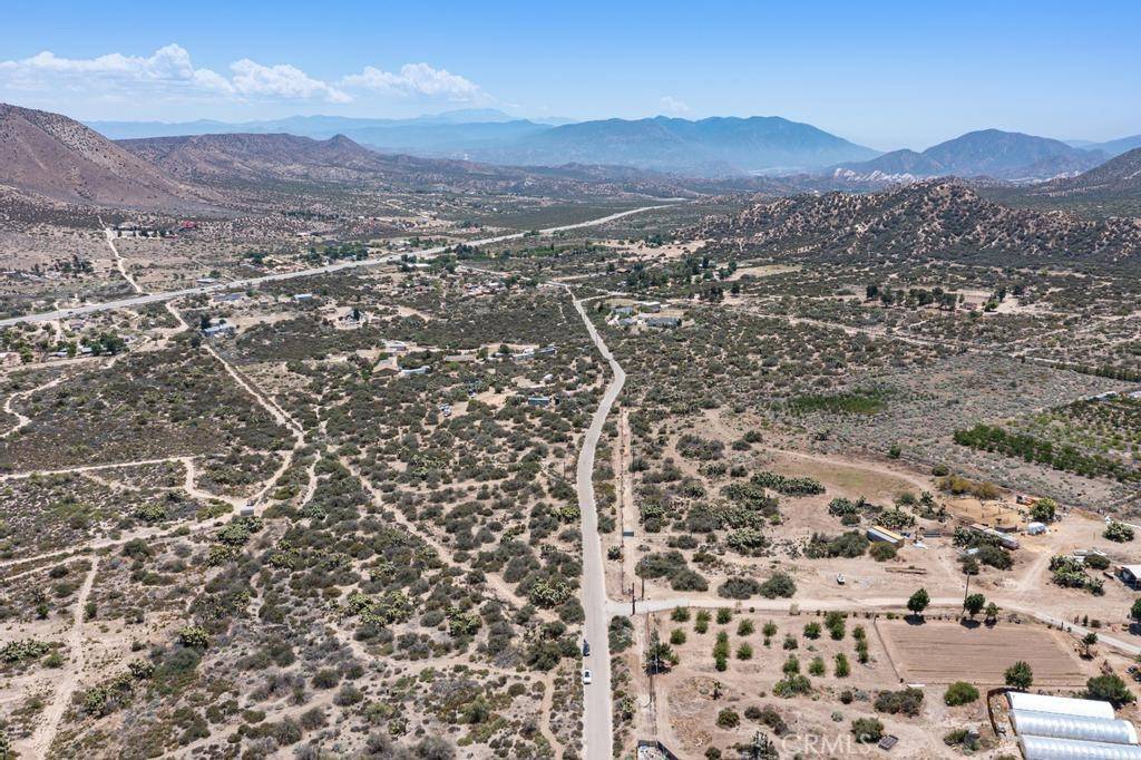 Phelan, CA 92371,5062 Oil Well RD