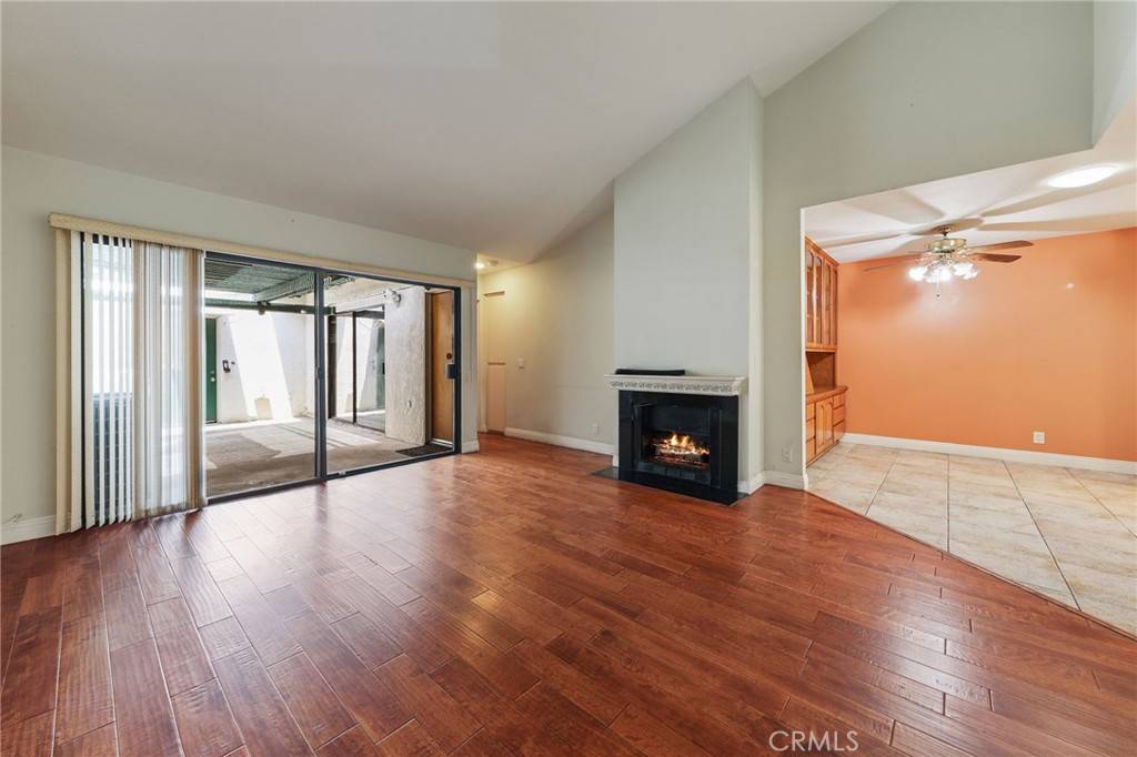 La Habra, CA 90631,976 E La Habra BLVD #115
