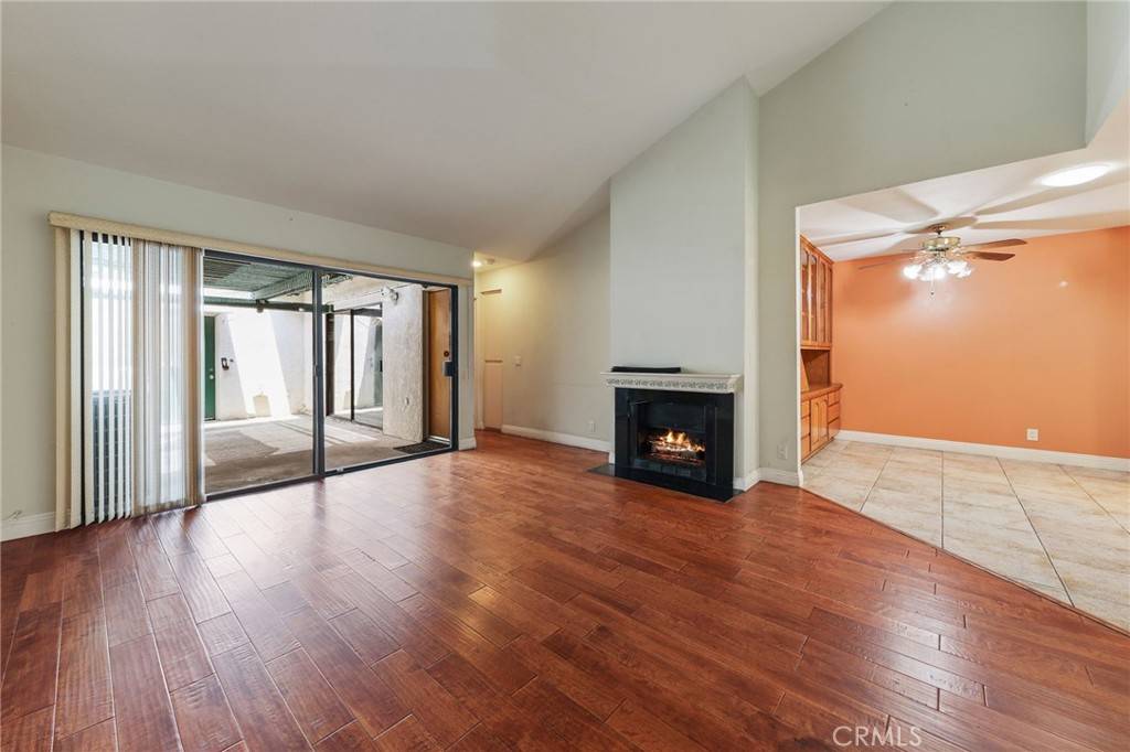 La Habra, CA 90631,976 E La Habra BLVD #115