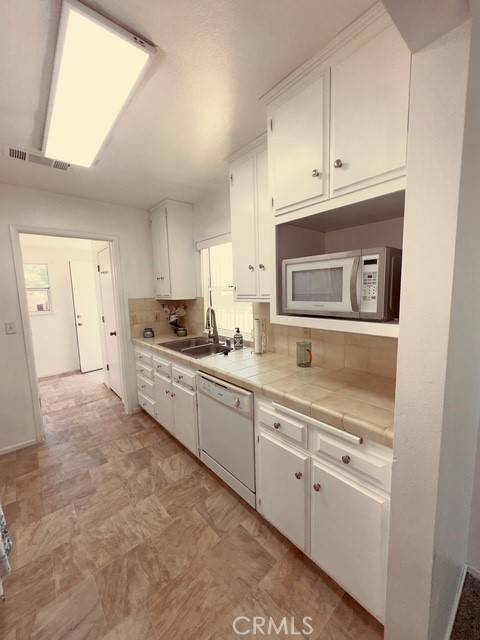 Coalinga, CA 93210,385 E Valley ST