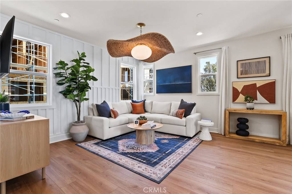 Huntington Beach, CA 92648,19031 Main ST #105