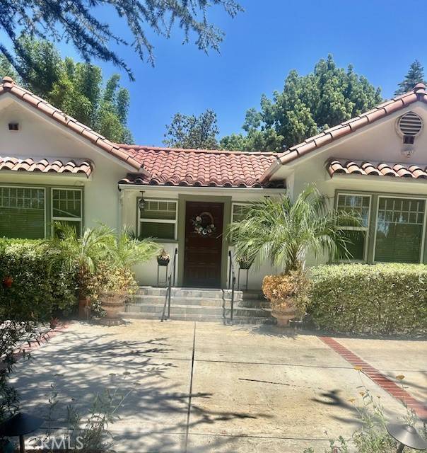 Van Nuys, CA 91401,13621 Erwin ST