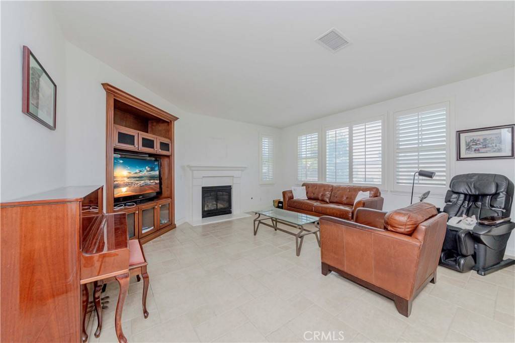 La Habra, CA 90631,1411 W Dahlia St