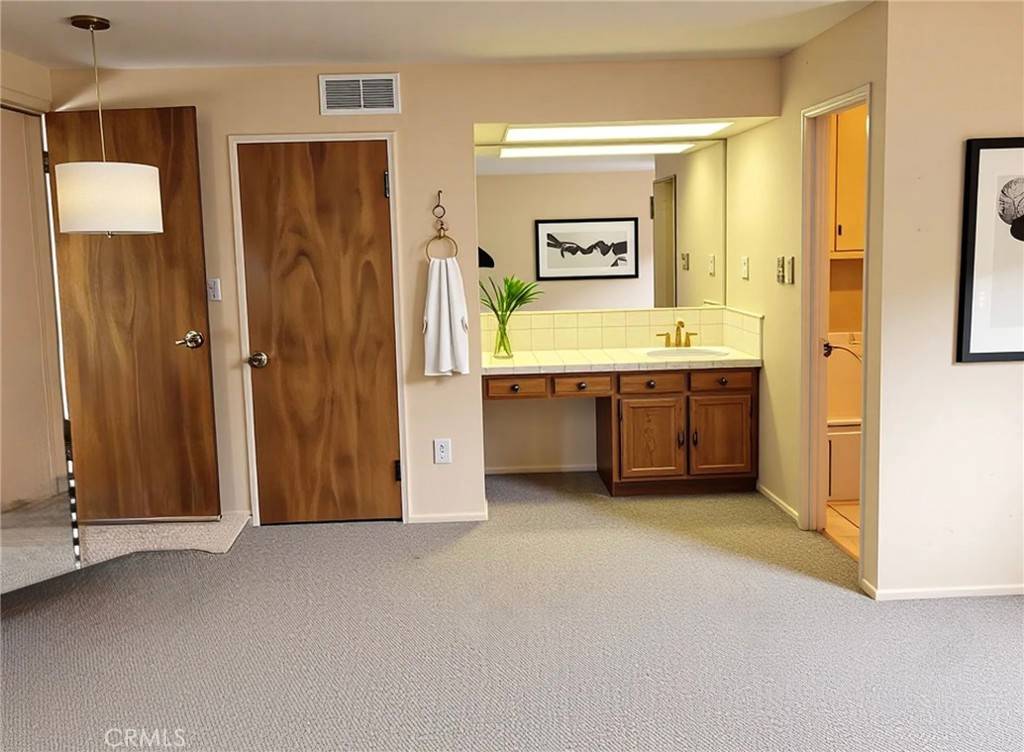 Norwalk, CA 90650,13708 Roper AVE