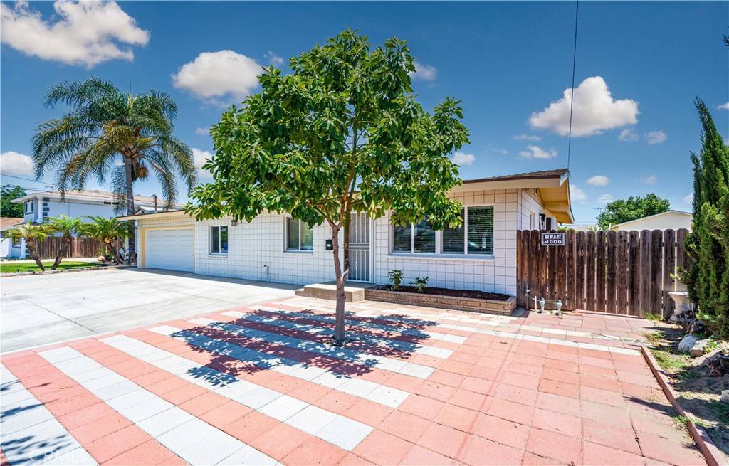 Bellflower, CA 90706,14704 Blaine AVE
