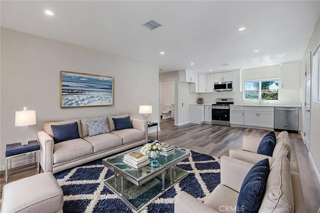La Habra, CA 90631,618 E Erna AVE #2